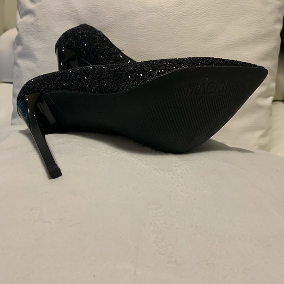 Black heels shoes. New - Picture 3 of 3